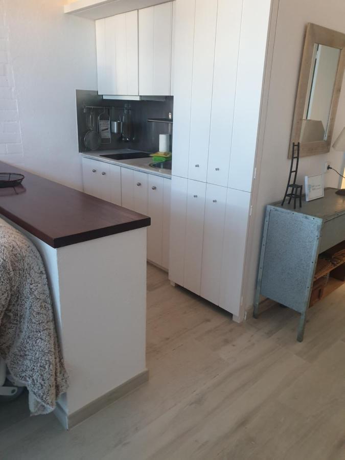 Precioso Apartamento Con Hermosas Vistas Apartment Кадакес Екстериор снимка